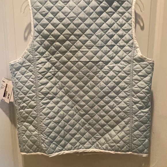 NWT Ladies Reversible quilted vest Size LARGE - Picture 2 of 7